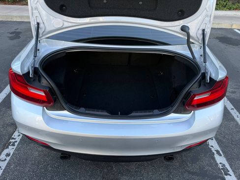 Used 2016 BMW M235i Coupe RWD image 32