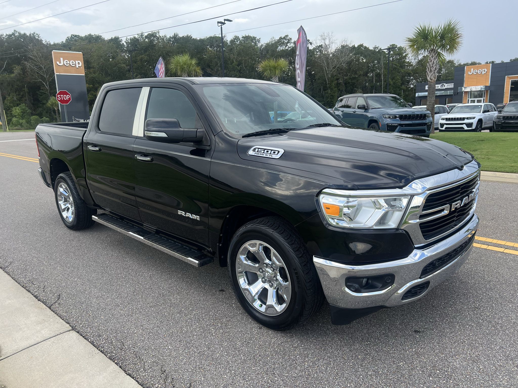 Used 2019 RAM 1500 Big Horn RWD image 1