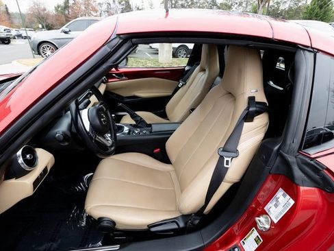 Used 2020 MAZDA MX-5 Miata RF Grand Touring image 34