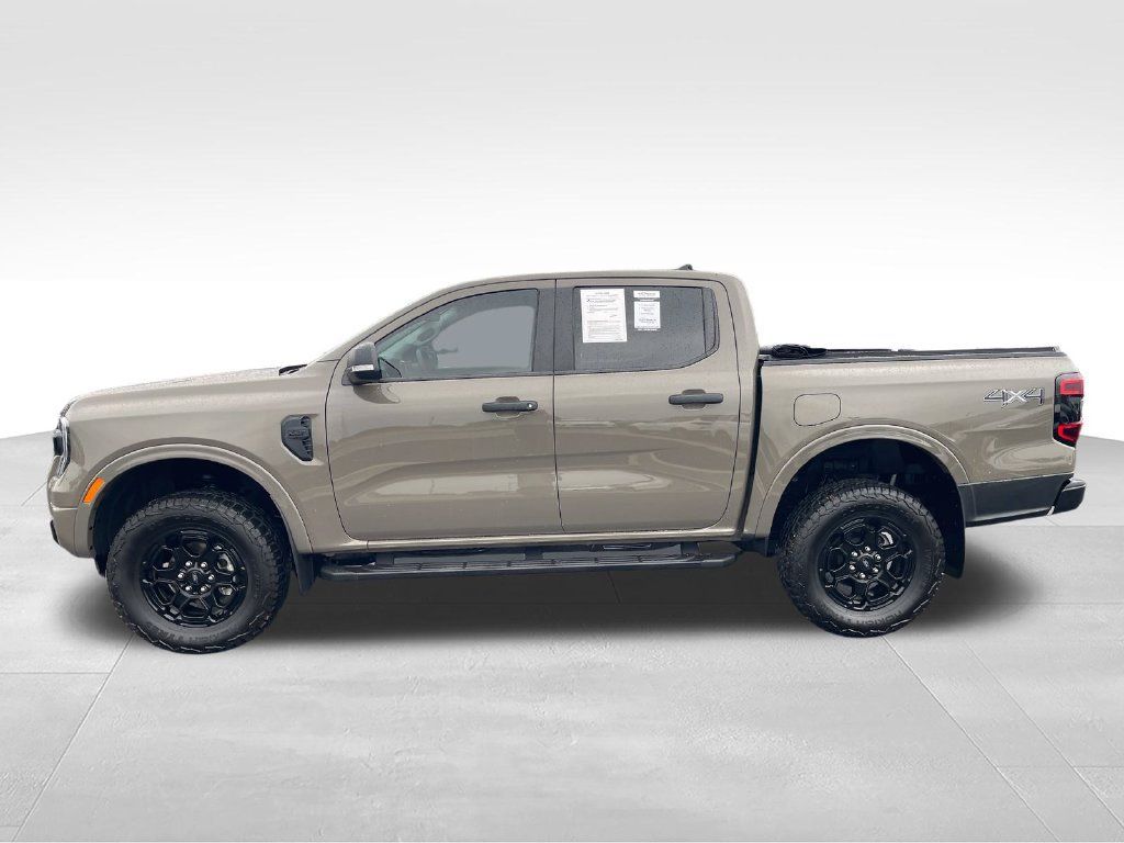 Used 2025 Ford Ranger XLT w/ Equipment Group 301A High AWD/4WD image 2