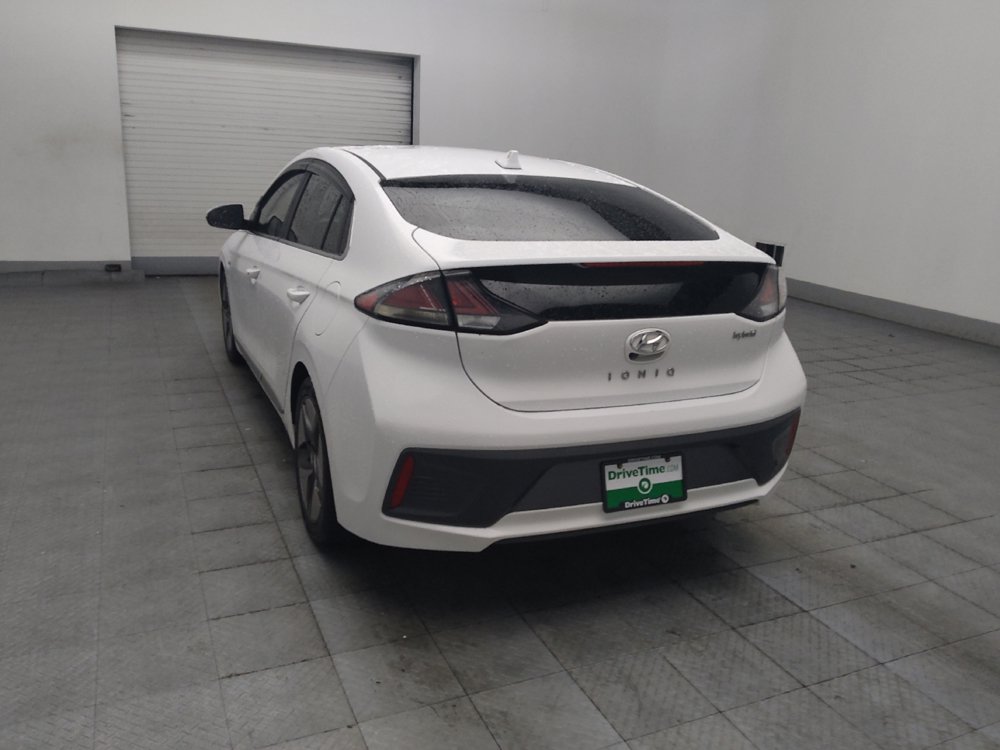 Used 2020 Hyundai Ioniq SEL FWD image 5