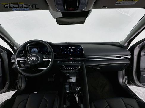 New 2026 Hyundai Elantra Limited FWD image 11