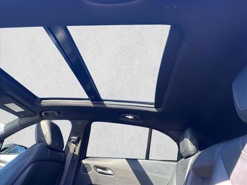 Used 2022 Cadillac XT4 Sport w/ Comfort Package image 20