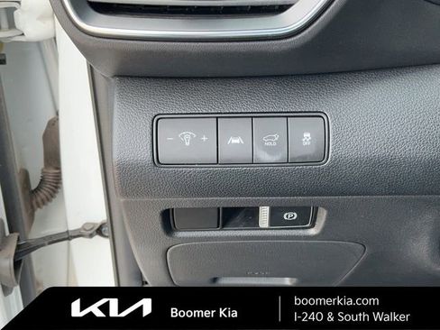 Used 2022 Hyundai Santa Fe SEL w/ Convenience Package FWD image 18