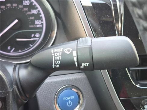 Used 2021 Toyota Camry SE FWD image 7