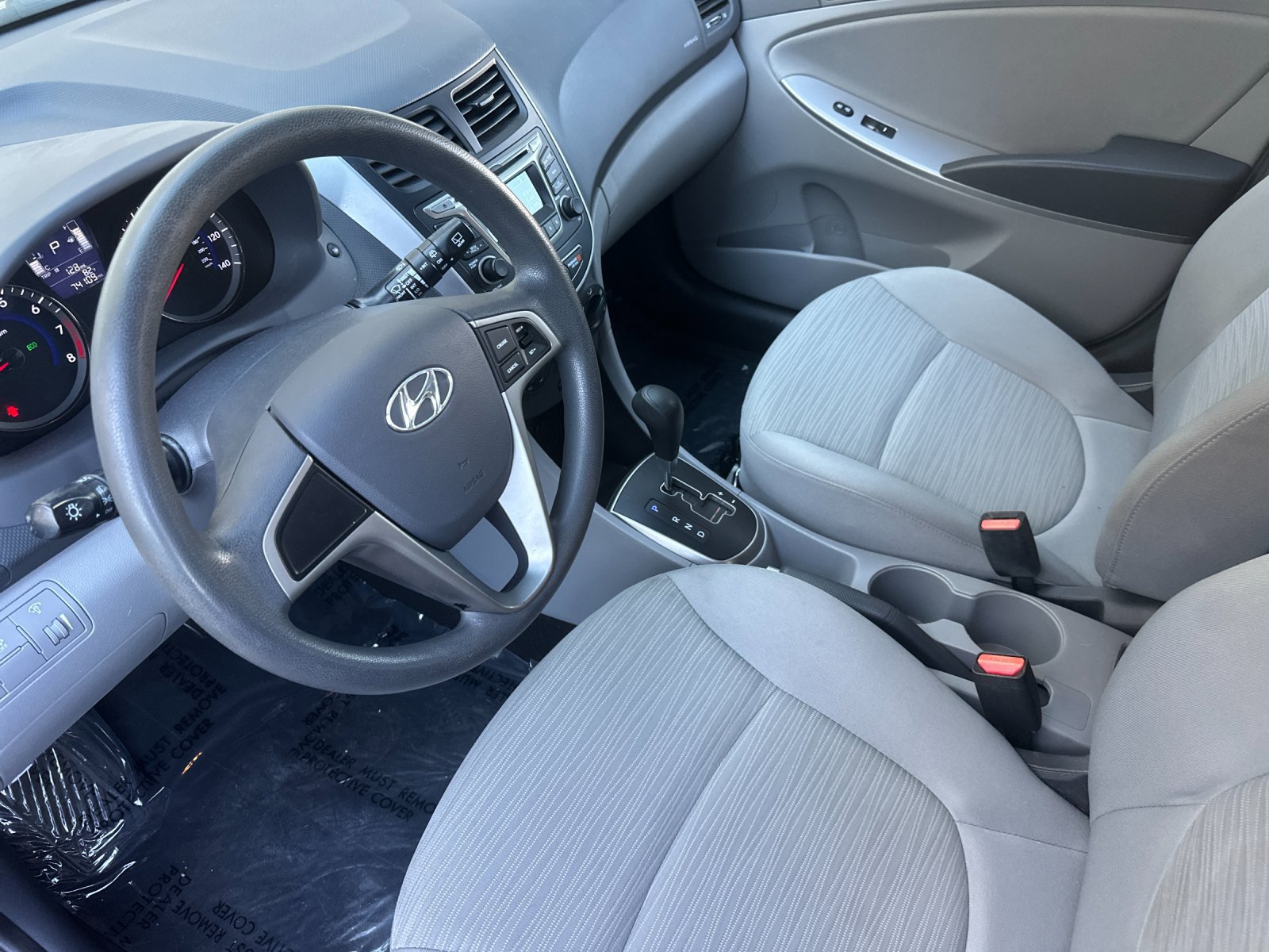 Used 2016 Hyundai Accent SE FWD image 10