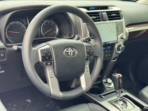 Used 2022 Toyota 4Runner Limited image 20