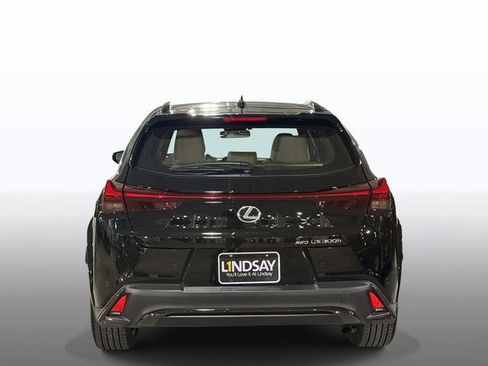 New 2025 Lexus UX 300h AWD image 10