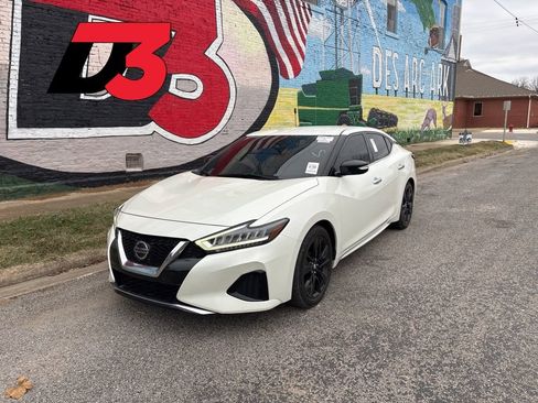 Used 2021 Nissan Maxima 3.5 SV w/ Floor Mat Group image 1