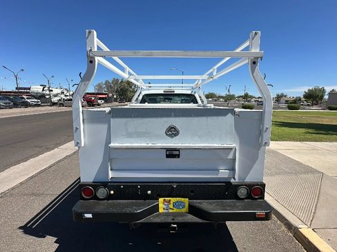 Used 2016 Ford F350 XL w/ XL Appearance Package RWD image 3