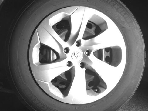 Certified 2024 Toyota RAV4 LE image 35