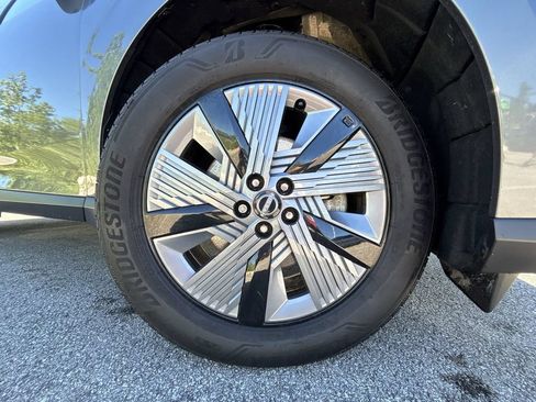 Certified 2025 Nissan Murano SL w/ Cargo Package AWD/4WD image 19