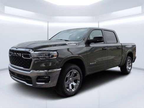 Used 2026 RAM 1500 Big Horn AWD/4WD image 7