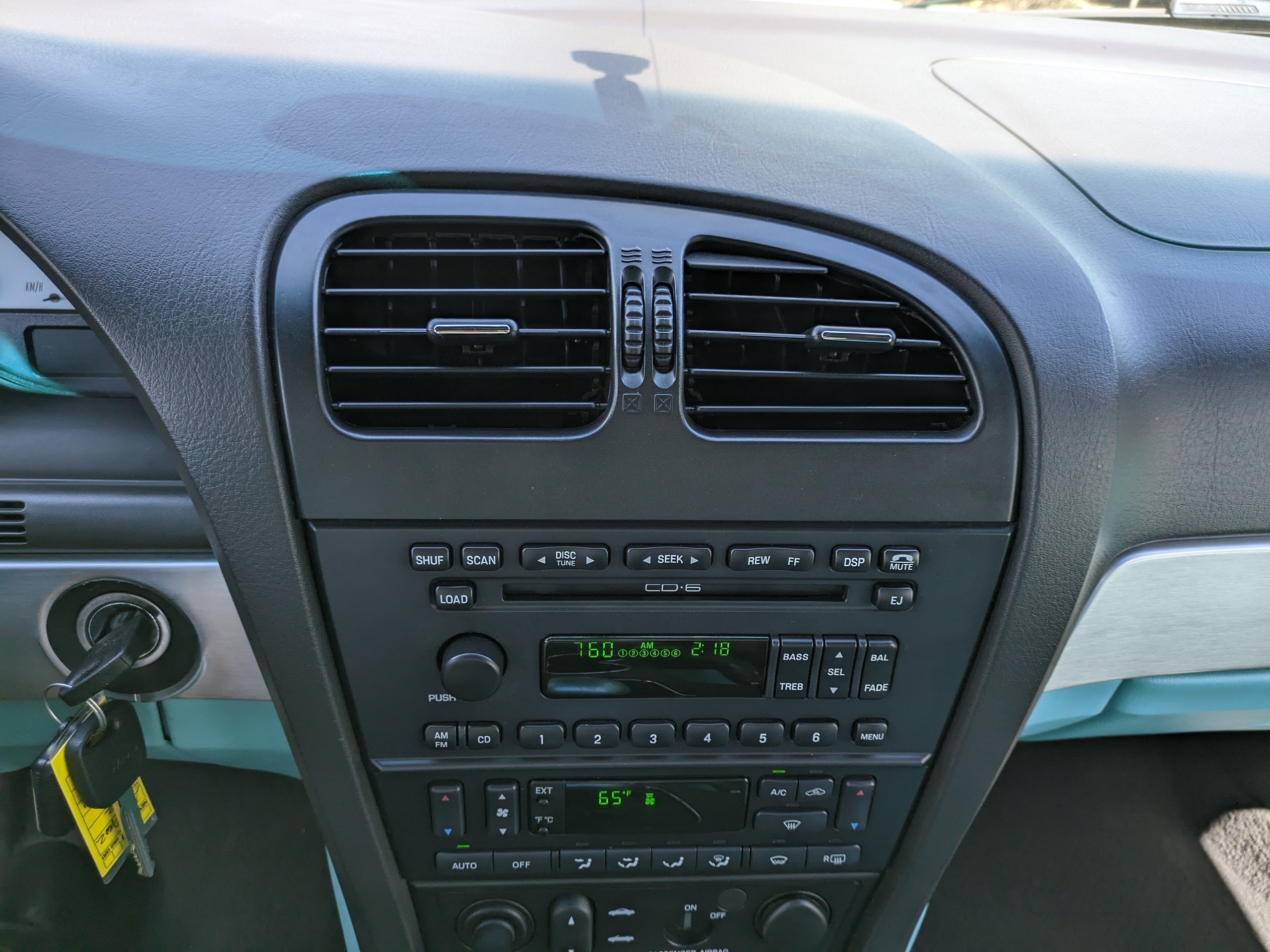 Used 2002 Ford Thunderbird RWD image 19