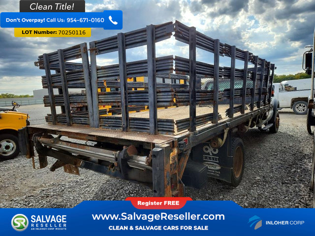 Used 2016 Ford F550 2WD Regular Cab Super Duty image 4
