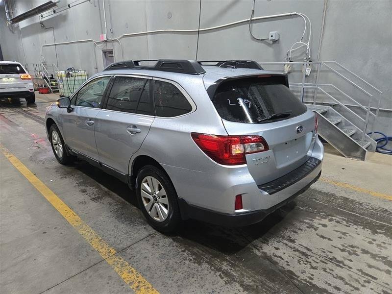 Used 2017 Subaru Outback 2.5i Premium AWD/4WD image 6