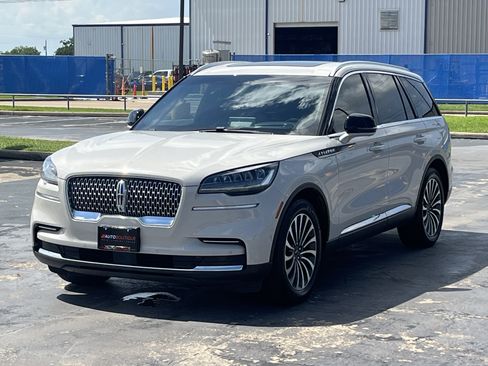 Used 2022 Lincoln Aviator Reserve w/ Equipment Group 201A RWD image 5