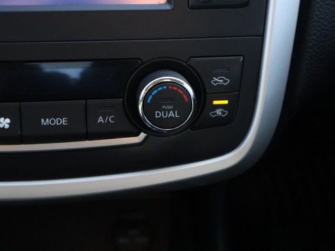 Used 2016 Nissan Altima 2.5 SL w/ 2.5 Technology w/LED Package image 30