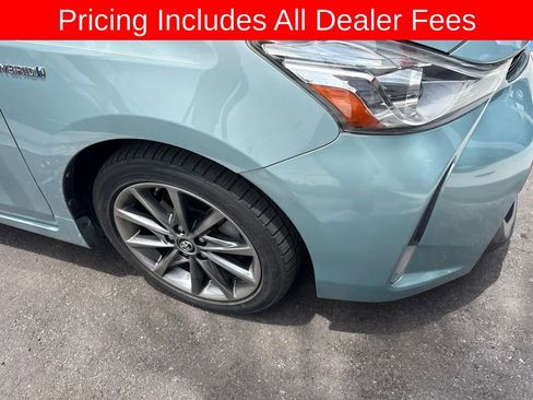 Used 2015 Toyota Prius V Five w/ Advanced Technology Package FWD image 13