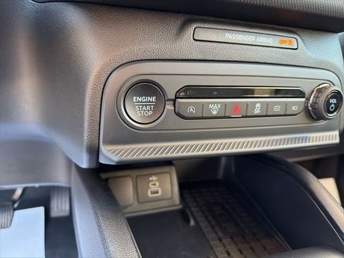 Used 2025 Ford Bronco Sport Big Bend w/ Convenience Package image 19