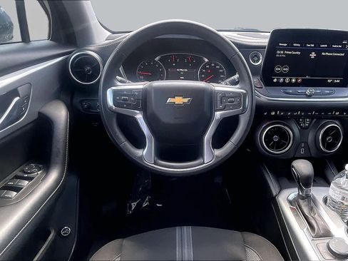 Used 2024 Chevrolet Blazer LT w/ Convenience Package FWD image 6