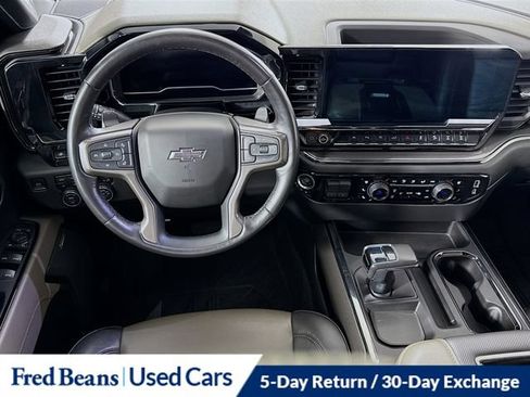 Used 2022 Chevrolet Silverado 1500 ZR2 w/ Technology Package AWD/4WD image 31
