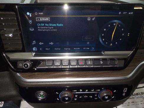 Used 2023 Chevrolet Silverado 1500 RST image 22