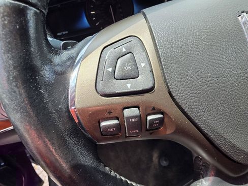 Used 2013 Lincoln MKX AWD image 17