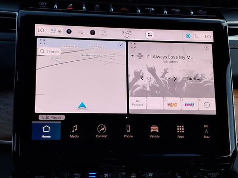 New 2025 Jeep Grand Cherokee Summit image 9