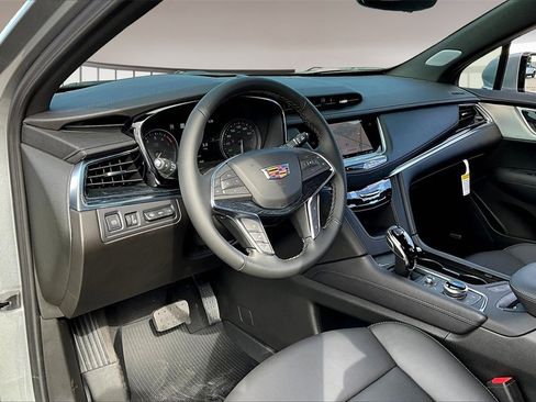 New 2025 Cadillac XT5 Premium Luxury w/ Technology Package image 6