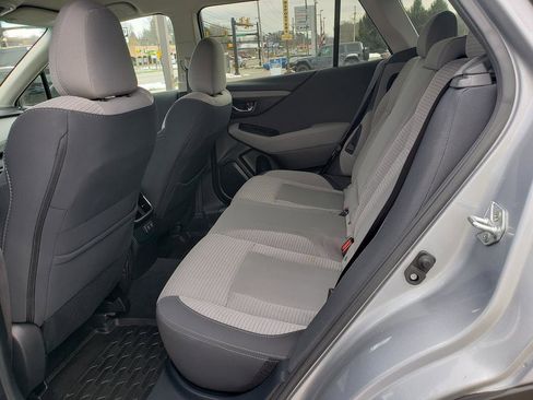 Used 2022 Subaru Outback Premium image 12