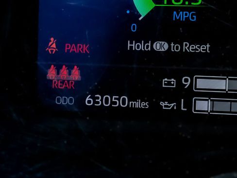 Used 2022 Toyota Tundra Platinum AWD/4WD image 21