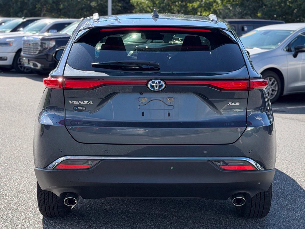 Certified 2024 Toyota Venza XLE AWD/4WD image 4