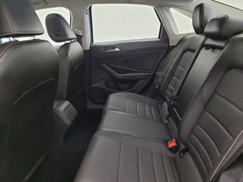 Used 2022 Volkswagen Jetta SE FWD image 18