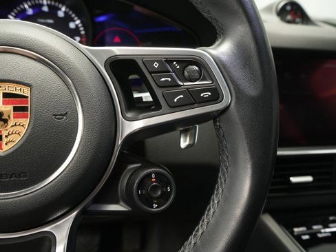 Used 2023 Porsche Cayenne Platinum Edition image 34