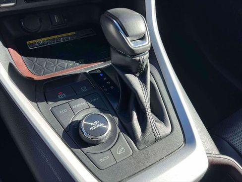 Certified 2021 Toyota RAV4 Limited image 31