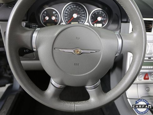 Used 2005 Chrysler Crossfire Limited image 17