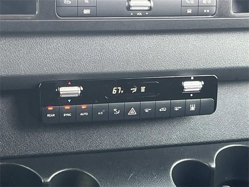 Used 2024 Mercedes-Benz Sprinter 2500 image 16