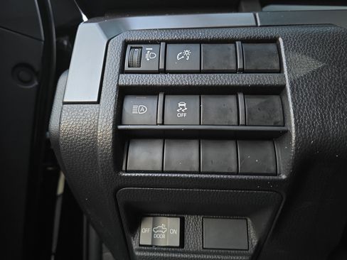 Certified 2025 Toyota Tacoma TRD Sport image 23