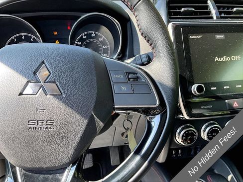 Used 2024 Mitsubishi Outlander Sport AWD image 17