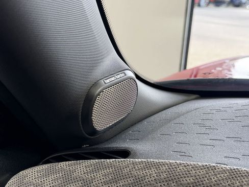 Certified 2025 MINI Cooper 2-Door Hardtop FWD image 17