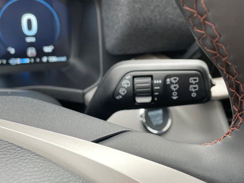 New 2026 Ford Explorer Active w/ Active Comfort Package image 15