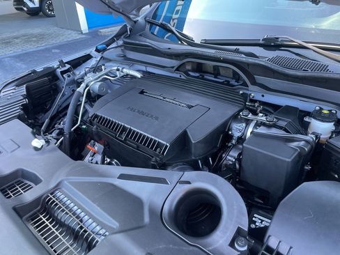 Used 2025 Honda Pilot TrailSport image 20