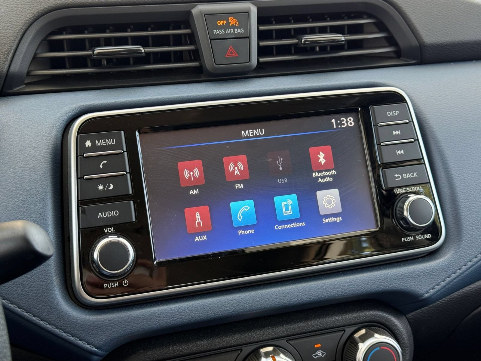Used 2025 Nissan Versa SV FWD image 16