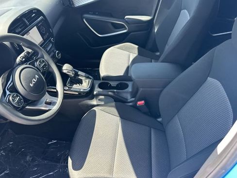 Used 2025 Kia Soul S image 22