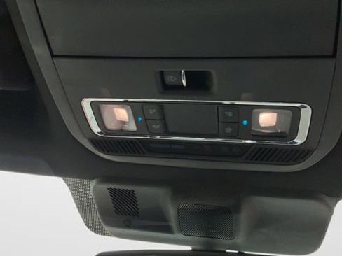 Used 2023 Ford F150 Lariat AWD/4WD image 19