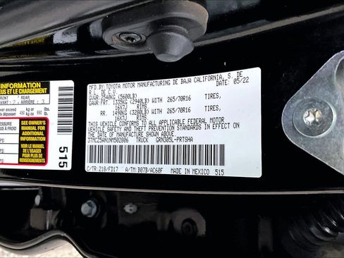 Certified 2022 Toyota Tacoma TRD Off-Road image 36