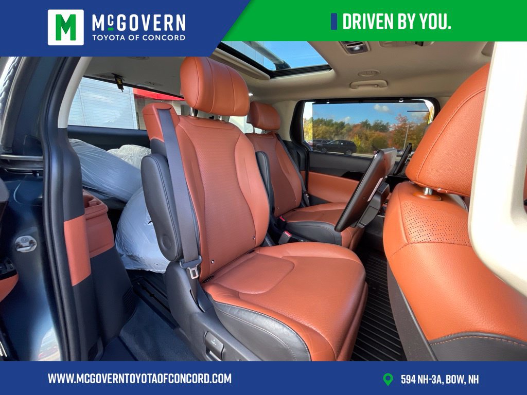 Used 2022 Kia Carnival SX Prestige FWD image 24