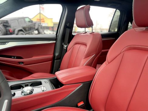 New 2024 Jeep Wagoneer Launch Edition image 14