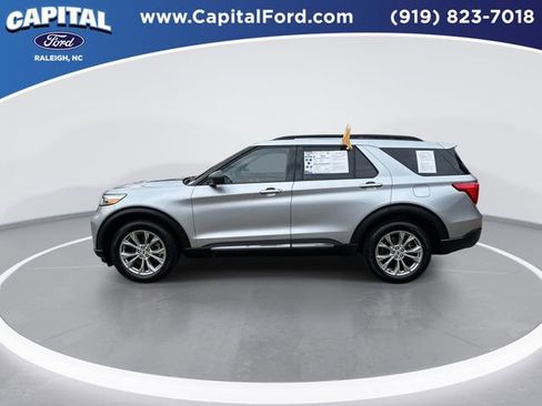 Certified 2023 Ford Explorer XLT w/ Equipment Group 202A image 5